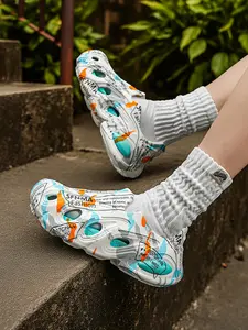Men Women Graffiti Clogs, EVA Slip-On Hole Shoes, Non-Slip Breathable Sandals for Beach Outdoor Casual
