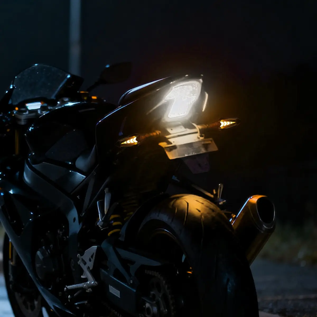 2PCS Motorcycle LED Turn Signals, Dynamic Arrow Sequential Flow Amber Turn Signal + Blue DRL Daytime Running Light, Waterproof Universal LED Blinkers for 12V Motorcycles Scooters ATV