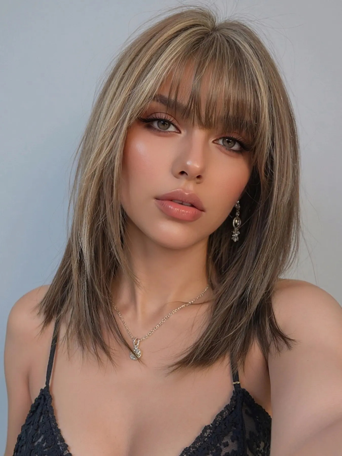 14 Inch Straight Bob Wig with Bangs, Fashion Wig, Mixed Color Synthetic Fiber, Natural Comfort, Easy Maintenance, Suitable for All Ages, Synthetic Material Wigs