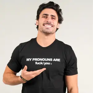 Pronouns tee