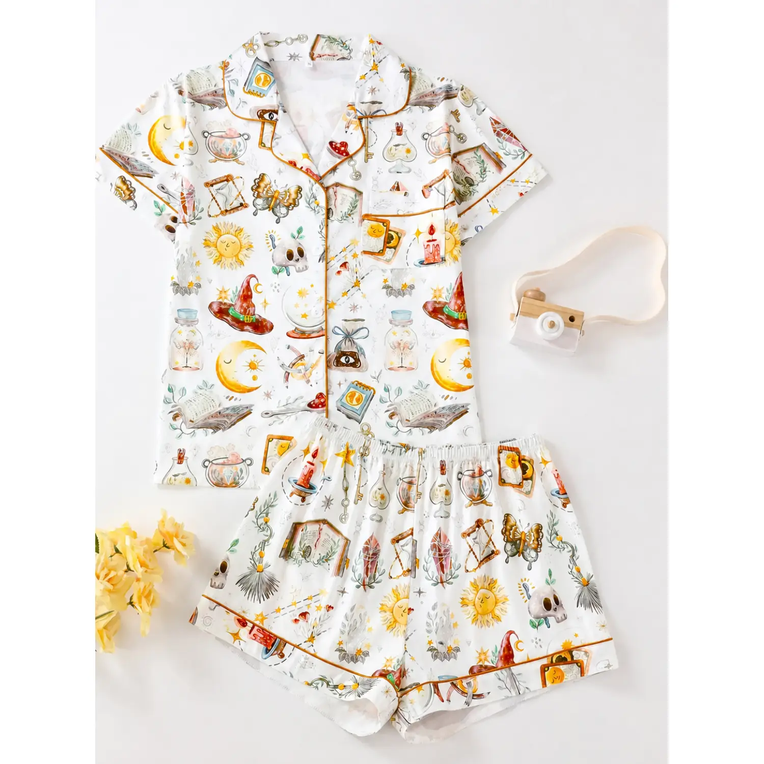 Women's All-Over Print Pajamas Set: Casual Comfy Short Sleeve Lapel Top & Elastic Waist Shorts, Ladies Summer Sleepwear, Loungewear Pajama Outfit, Nightwear Ensemble