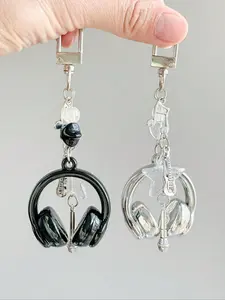 1pc Unisex INS Style Music Earphone Keychain, Bag Pendant Keychain, Mini Microphone Guitar Music Note Keyring, Phone Chain Bag Car Key Holder, Music Festival Music Lover Gift Car Accessories Bag Charm