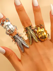 A creatively designed, uniquely exaggerated insect beetle cicada open ring - a novel and trendy accessory
