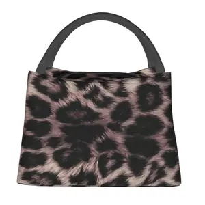 Lunch bag for men and women, reusable hand-held insulation bag,leopard print pattern, is an essential item for outdoor camping and daily commuting. It is made of safe and durable insulation material, with a portable and stylish design
