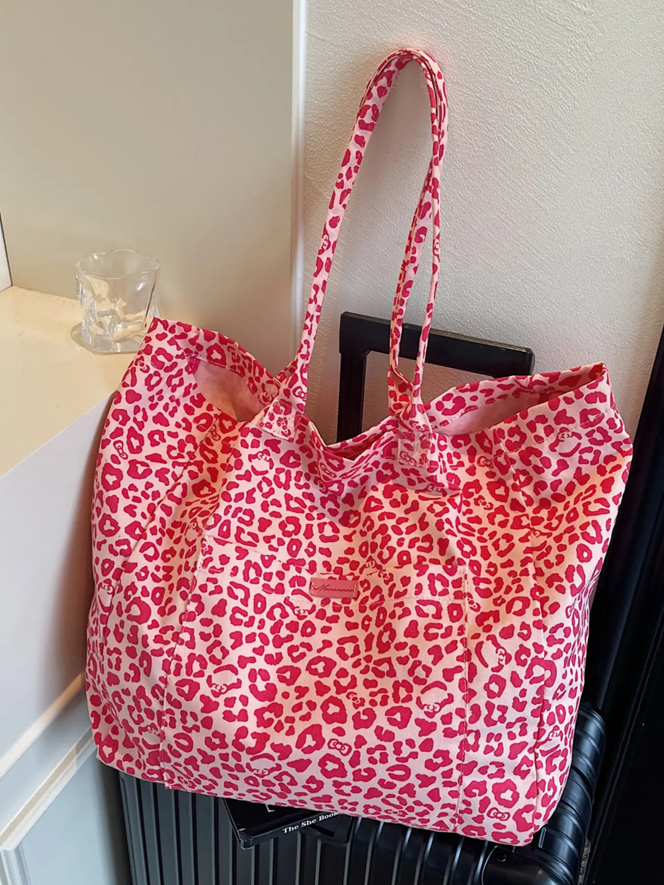 Women's tote bag with color blocking and contrasting, Tote handbag, Shoulder Commuter Bag, Daily Commuter Bag, leopard print, Fashionable patterned bag, suitable for college students to work, commute, shopping, large capacity tote bag