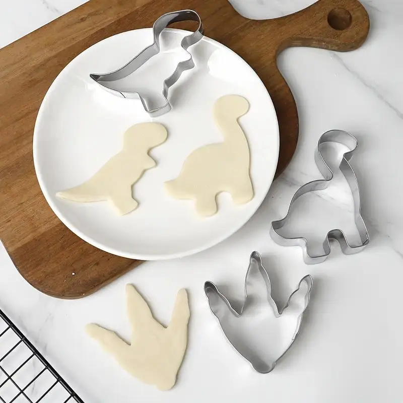 7pcs Stainless Steel Dinosaur-Shaped Cookie Cutter Set | Durable Pastry Molds for Baking Enthusiasts | Ideal for Birthday Parties, Halloween, Christmas, Easter, Valentine's, Thanksgiving, Themed Baking Tools