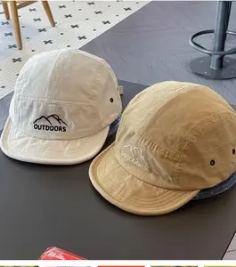 Vintage 5-Panel Camp Cap Short Brim Outdoor Hat with Mountain Embroidery Unisex