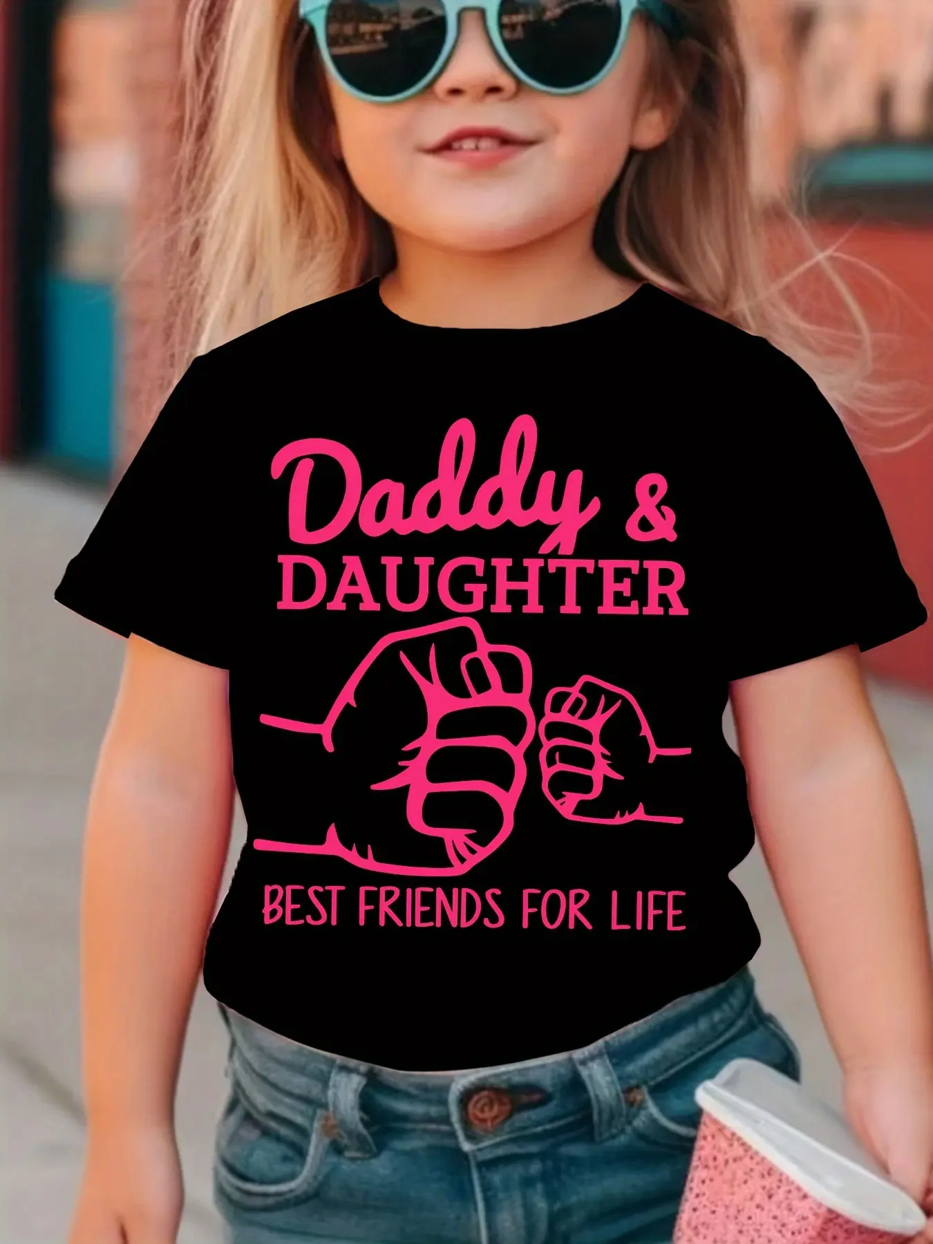 Girls' "Daddy & Daughter Best Friends For Life" Crew Neck T-Shirt - Breathable Pink Fist Bump Graphic Kids' Top, Crew Neck Shirt, Breathable Shirt