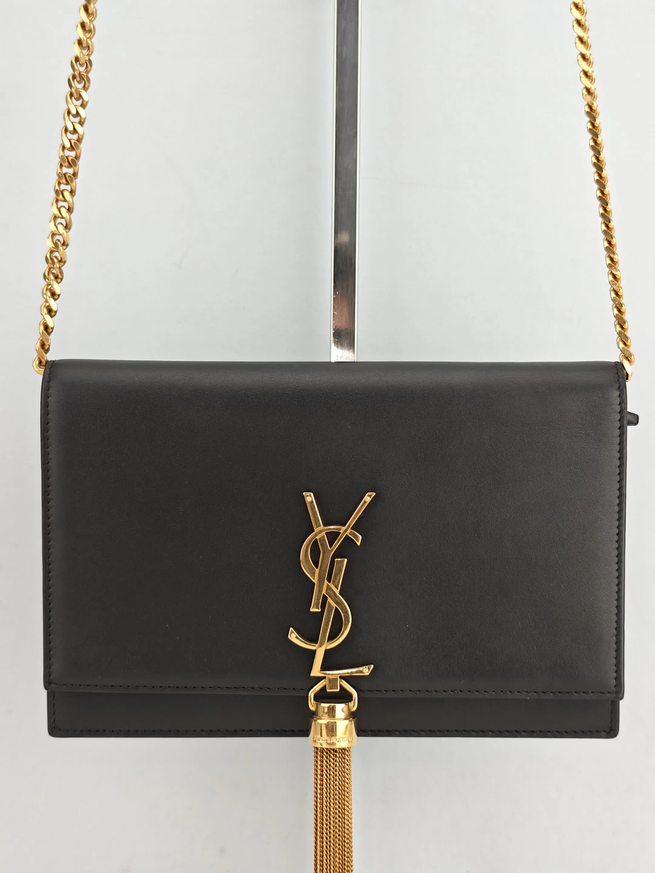 Pre-owned Black smooth leather Crossbody Bags Yves Saint Laurent Kate Tassel Bag【 452159】