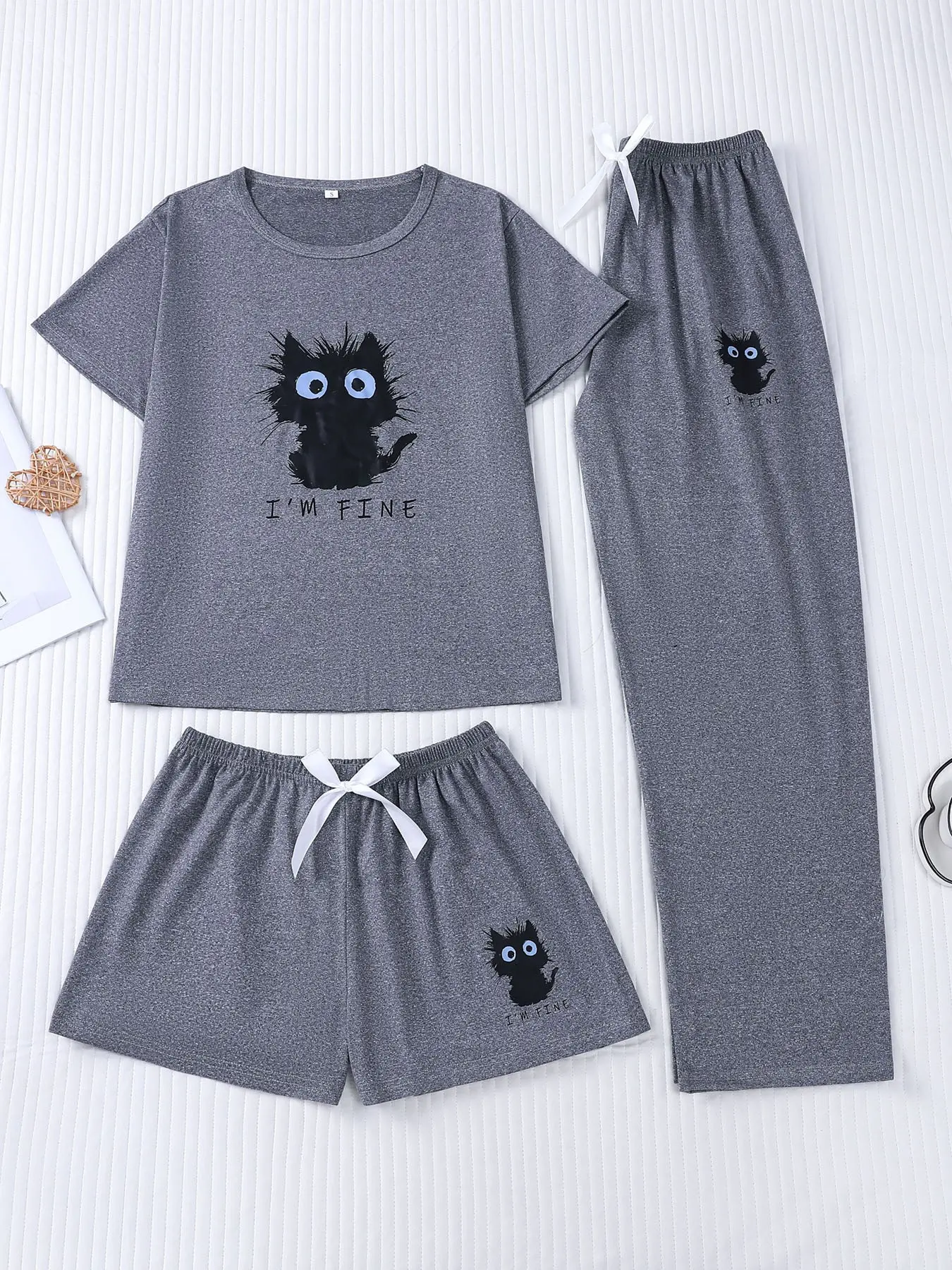 Women's 3-Piece Grey Frazzled Black Cat "I'M FINE" Print Pajama Set, Round Neck T-Shirt + Shorts & Pants Combo, Funny Quirky Style, Soft Skin-Friendly Breathable All-Season Loungewear Sleepwear, Homewear Pjs, Casual Lounge Sleep, Polyester Loungewear Set