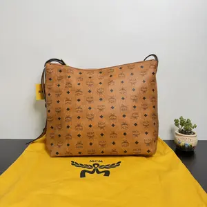 Pre-owned MCM Leather Shoulder Bags 13.39'' R1119 Shoulder Bag C12028456865 0404 T1 Chloe