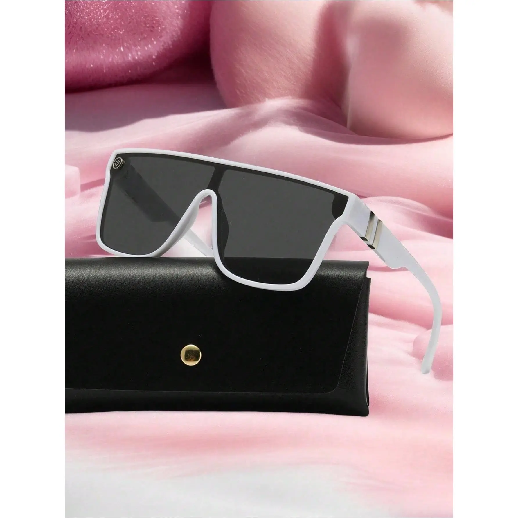 Women's Preppy College Shield Goggles - 1pc Color Block Geometric Full Rim, Sakura Pink-Ice Blue-Black Frame, Polycarbonate Shatterproof Lens, Mirror Leg Decoration, UV Protection, Casual Style, With Glasses Strap & PU Gift Box
