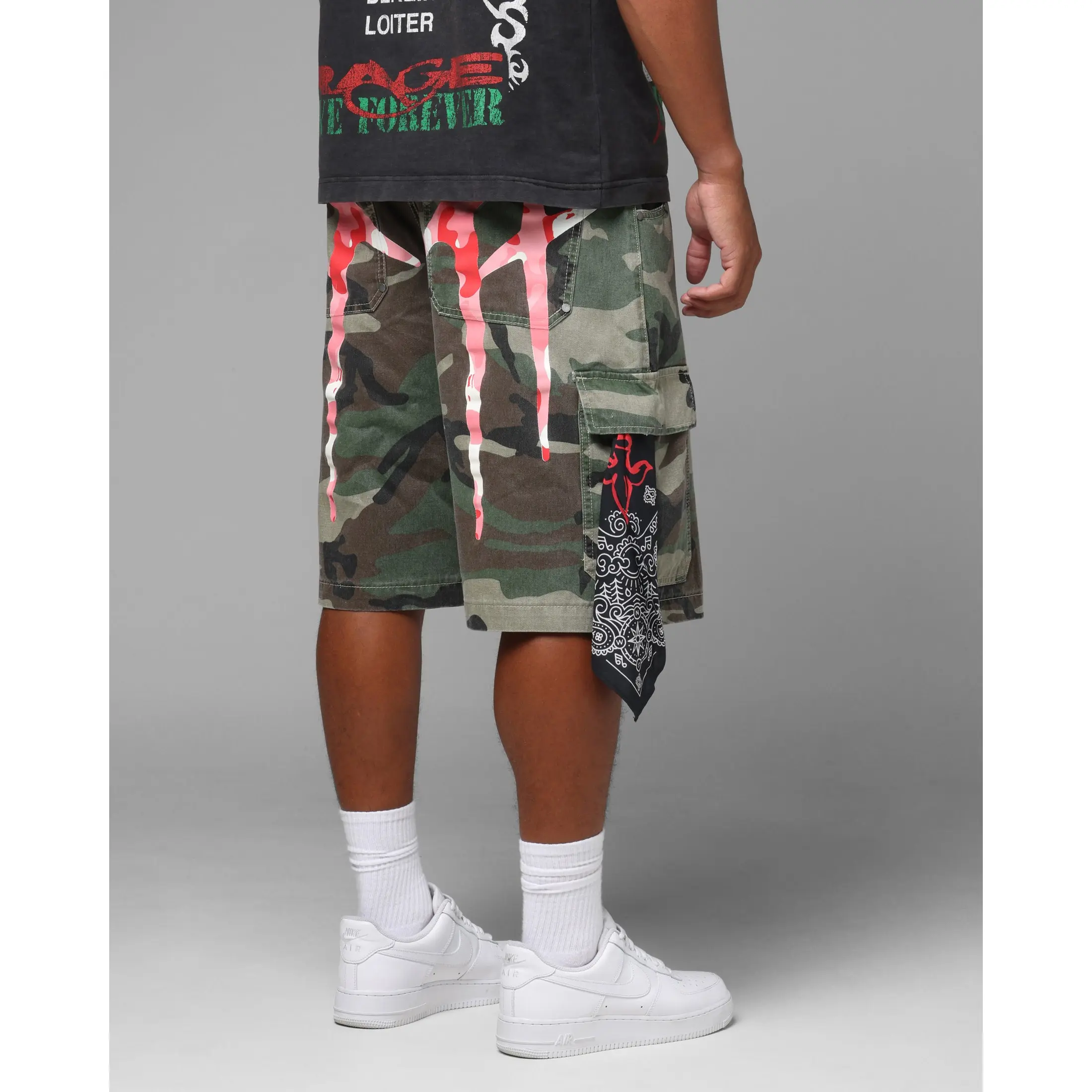 Loiter Star Born Cargo Shorts Camo