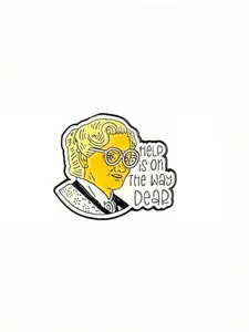 Sophia Petriolo Enamel Pin, Dear Help Is on Its Way Design, Perfect for Backpack Hat Jacket Decoration, Stylish Lapel Accessory, Fashion Accessory