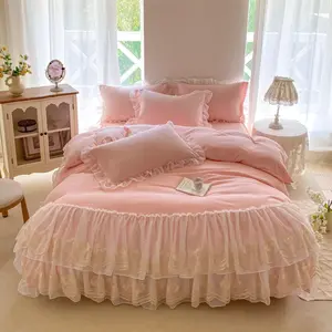 3-Piece Romantic Pink Bedding Set with Zipper, Soft Breathable Fabric, Includes 1 Duvet Cover & 2 Pillowcases, Elegant Princess Style for Girls' Room Decor, Soft Bedding Sets