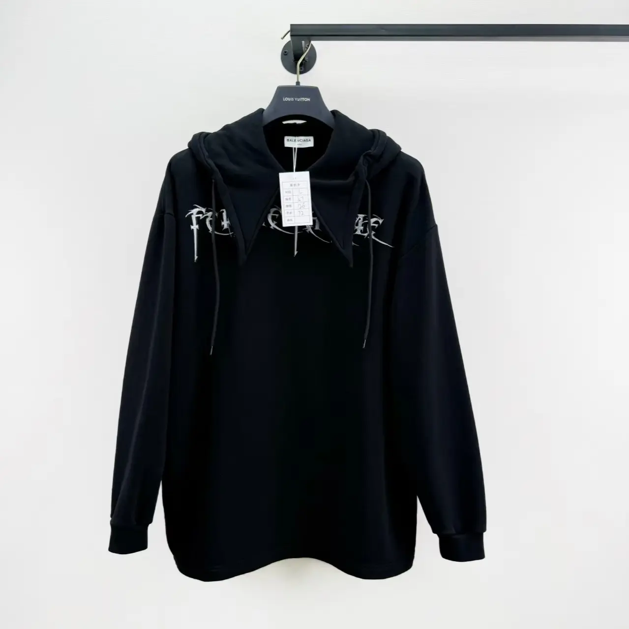 Pre-owned Balenciaga Hoodie Authentic Size L Bust 126cm Length 72cm 102269
