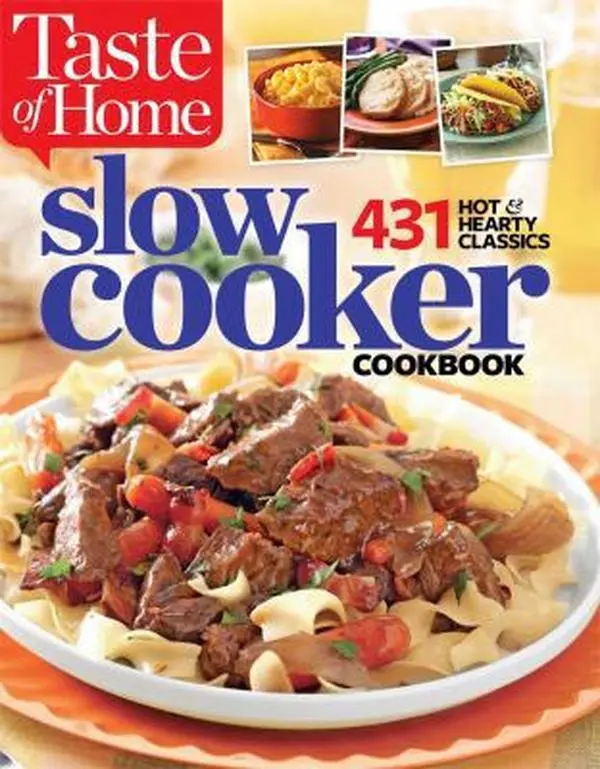 USED Book - Taste of Home Slow Cooker Cookbook: 431 Hot & Hearty Classics by Taste of Home (Paperback) - english