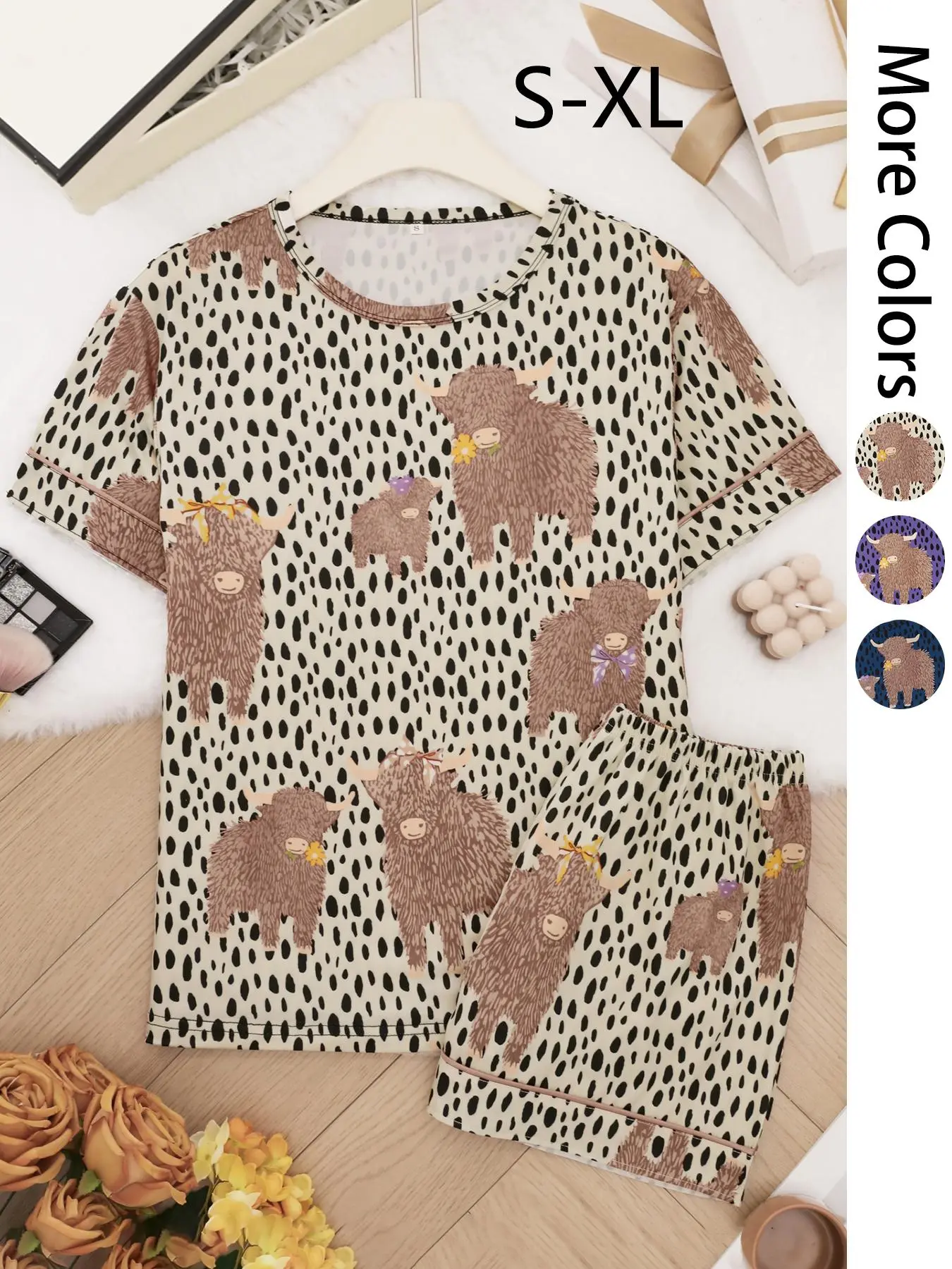 Women's All Over Sheep Print Short Sleeve Tee & Shorts Pyjama Two-piece Set, Casual Comfy Round Neck T-shirt & Shorts PJ Set, Ladies Summer Lightweight Sleepwear, Loungewear, Pajamas Lounge Set, Nightwear Pajama Set