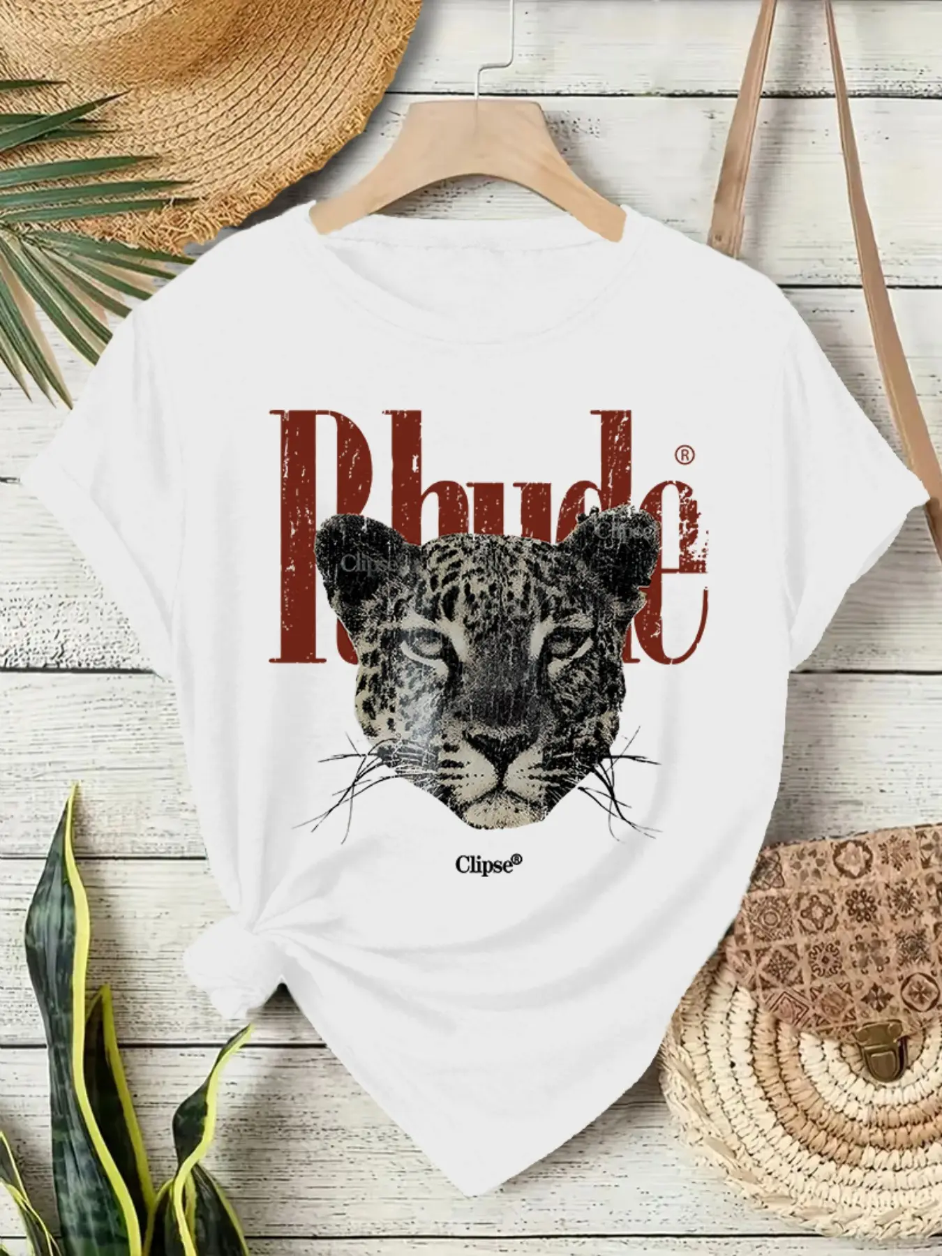 Women's Rhude Graphic Print Animal T-Shirt Tee, Soft Stretchy Fitted Round Neck Short Sleeve Top for Casual Spring & Summer Wear, Comfortable Vacation Shirt