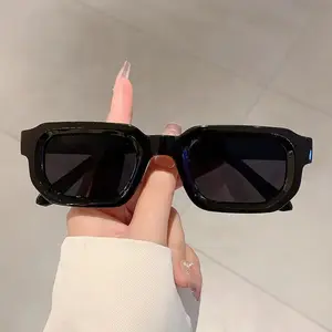 Retro Rectangle Frame Sunglasses for Men and Women