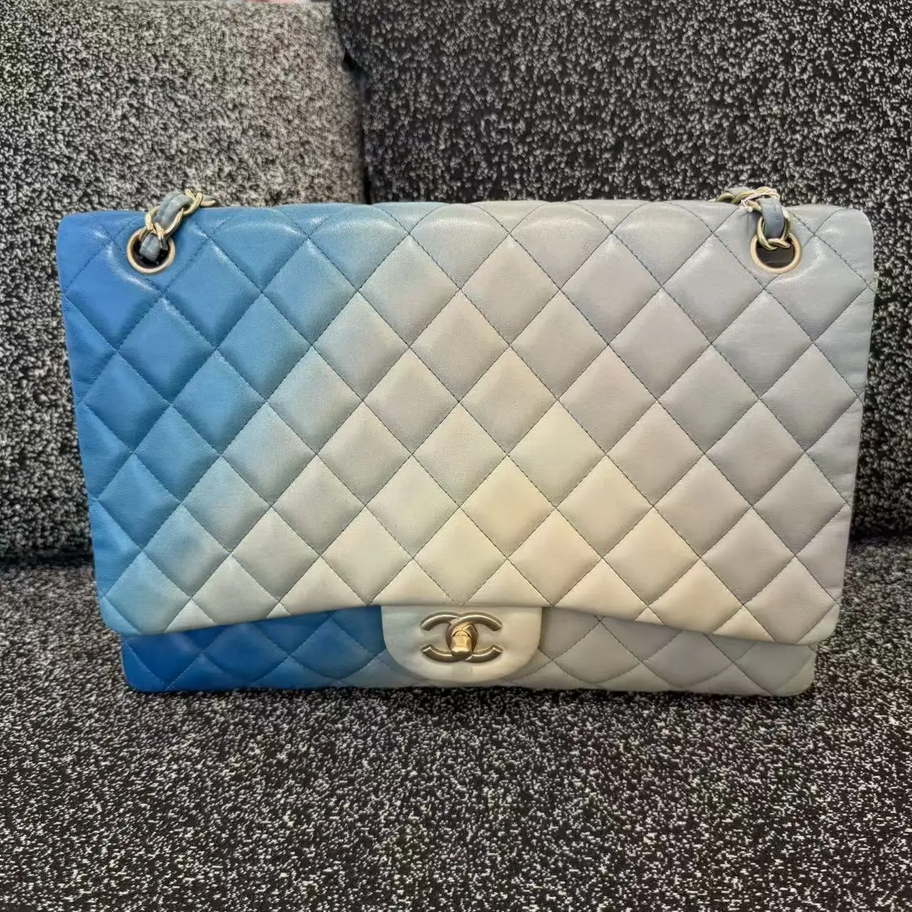 Pre-owned CHANEL Classic Limited Flap Gradient Blue Lambskin Handbag