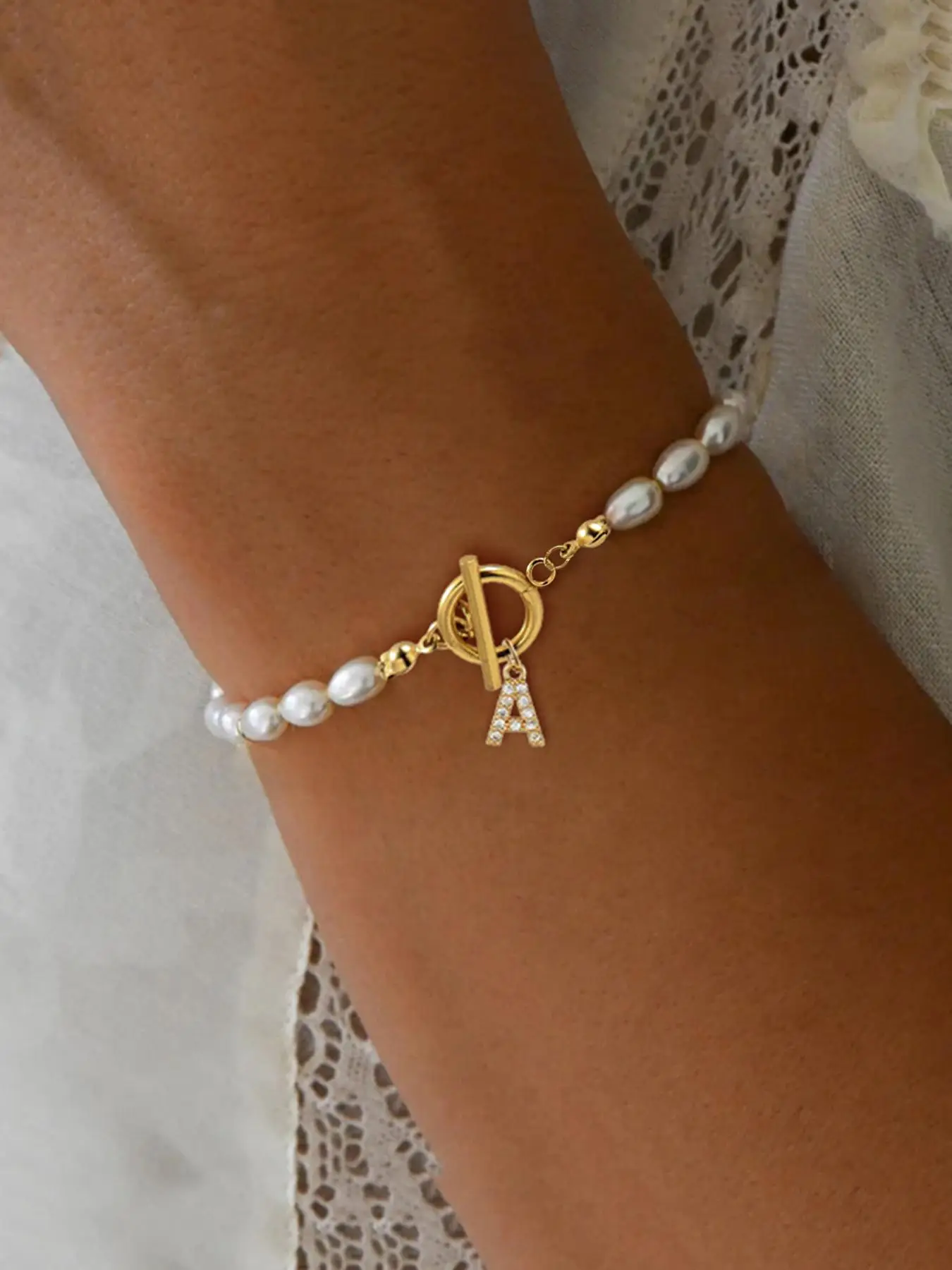 2024 Summer Women's Letter Initial Detail Faux Pearl Decor Bracelet Back To School, Stainless Steel Ot Buckle Matching Jewelry, Chain Clean Girl Acces