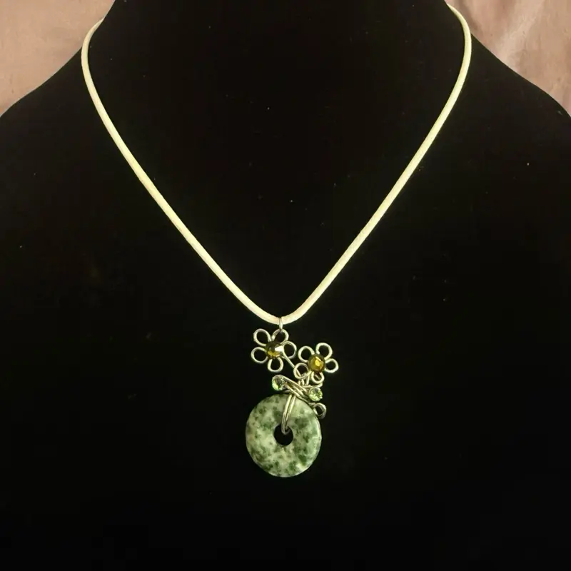 Green Spotted Jasper Flower Gemstone Jade Necklace, Women's Fine Jewelry Accessory