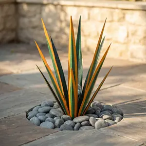 25.6-Inch Solar Multi-Color Adjustment Tequila Light – Nordic Style Metal Iron Art Decor, No Power Required, Creative Festival Ornament for Valentine’s Day/Wedding/Easter