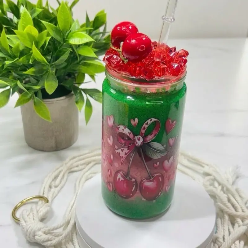 16 oz Frappé-Style Cup with Decorative Lid