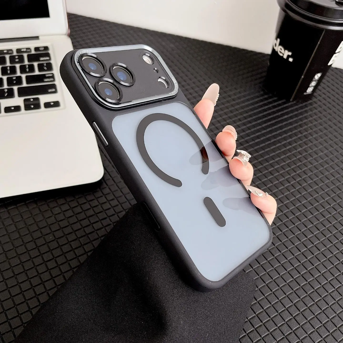 Classic Black-Magnetic Style