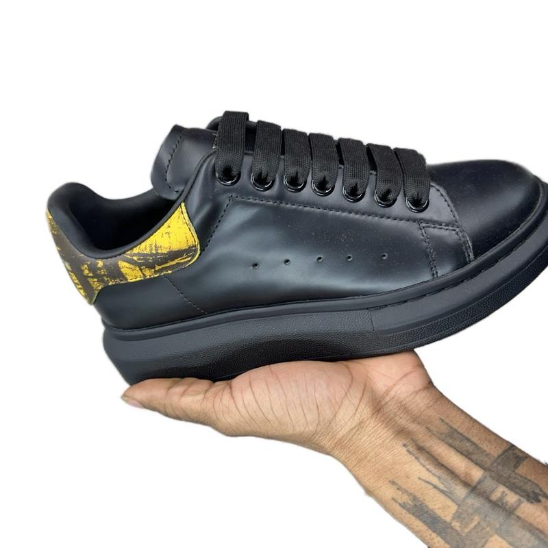 Alexander McQueen Shoe - Black Leather Footwear with Yellow Detail, Classic Design, Ideal for Casual Wear
