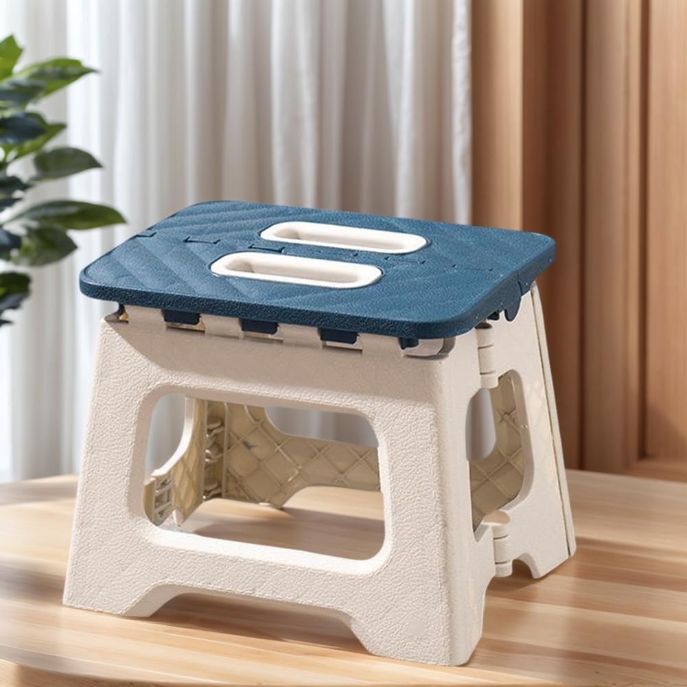 Lightweight Folding Camping Stool with Handle Supports for Hiking, Camping, Kitchen Bathroom Plastic Thickened Folding Chair, Portable Outdoor Camping, Beach, Family