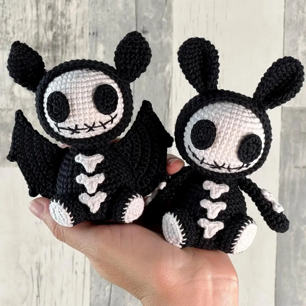Cute Bat & Rabbit Design Crochet Kit, 1 Set DIY Crochet Kit with Step-by-step Video Tutorials, DIY Crochet Supplies for Beginners