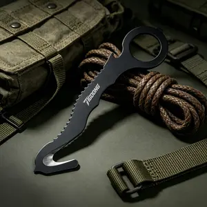 EDC Keychain Tool Gifts for Men, 6-in-1 Survival Multi Tool with Window Breaker Rope Cutter Seatbelt Cutter Screwdriver Bottle & Can Opener