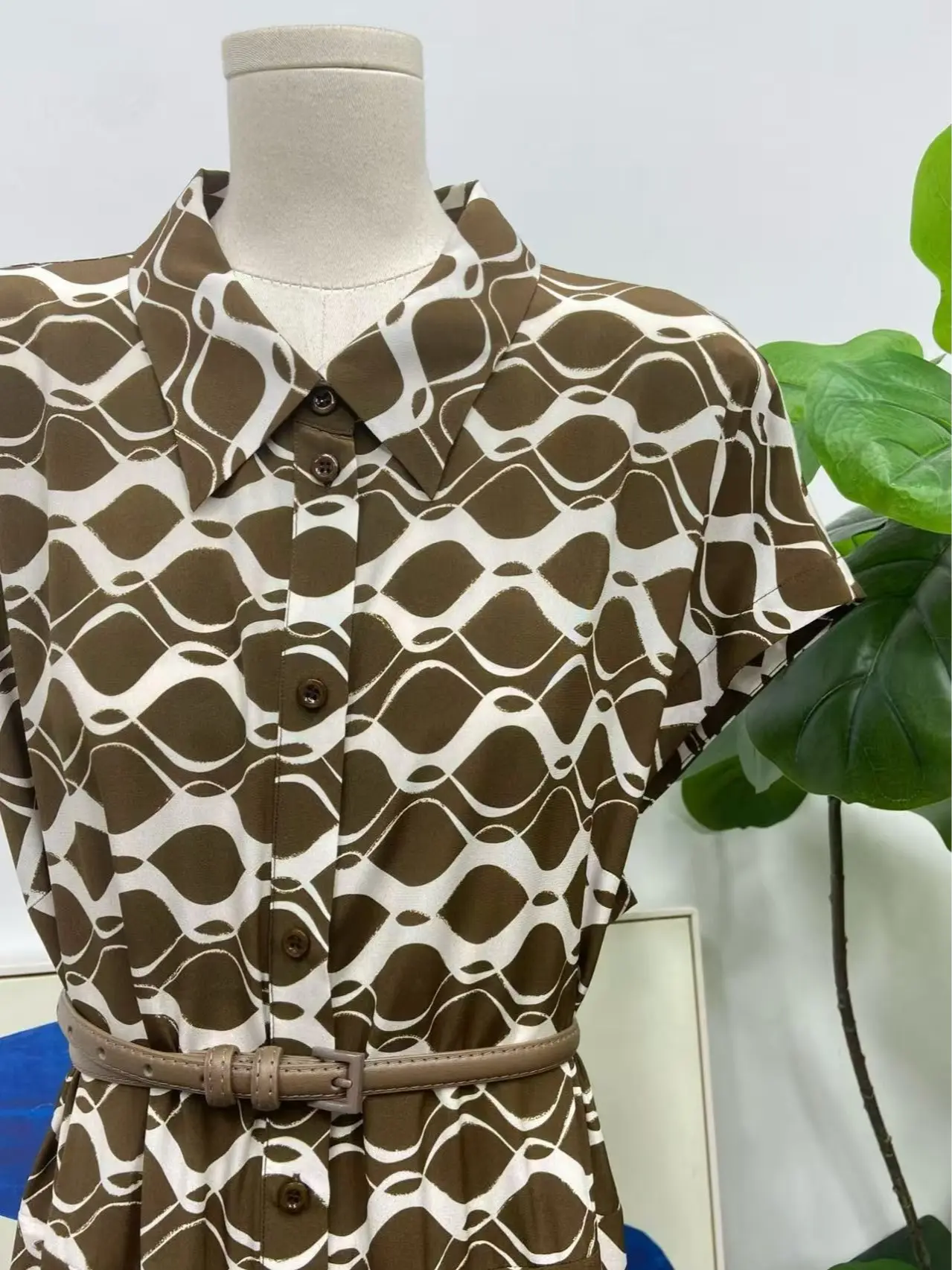 Women's YUE SIGNATURE Light Luxury "New York" Geometric Print A-Type Short-Sleeve Casual Lady's Slim-Fit Elegant Mulberry Silk Dress