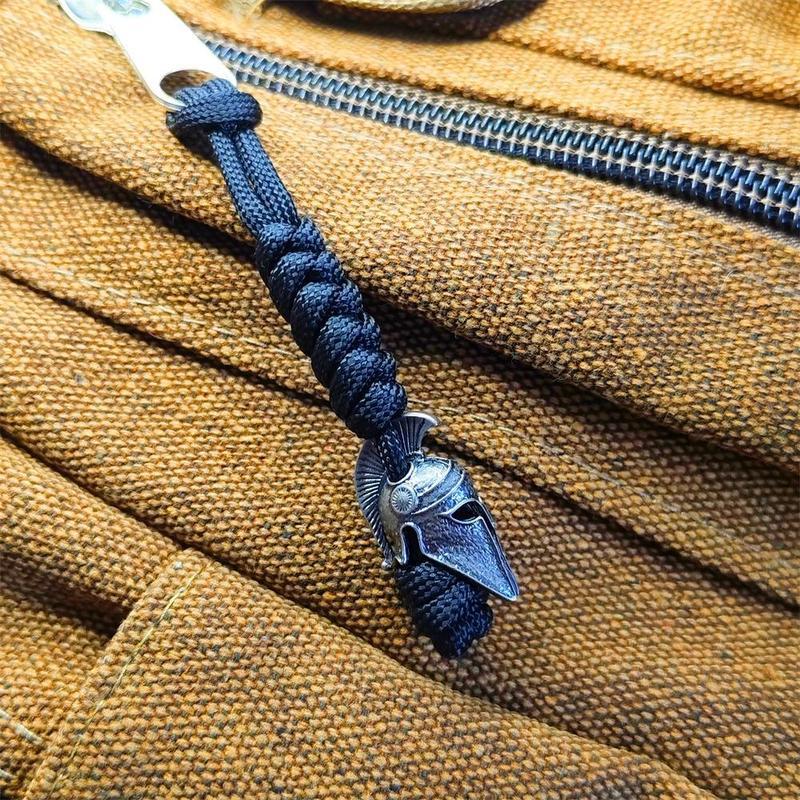 Roman Warrior Helmet Design Keychain, Creative Outdoor Keychain, Car Keychain, Key Ring for Car Key, Bag Charm, Creative Gift for Friend, Car Keychain, Keychains for Men