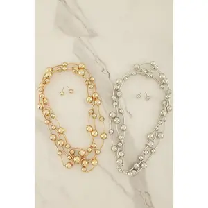 She Pop’n Beaded Necklace and Bracelet Bundle. She Pop’n Beaded Necklace and Bracelet Bundle.