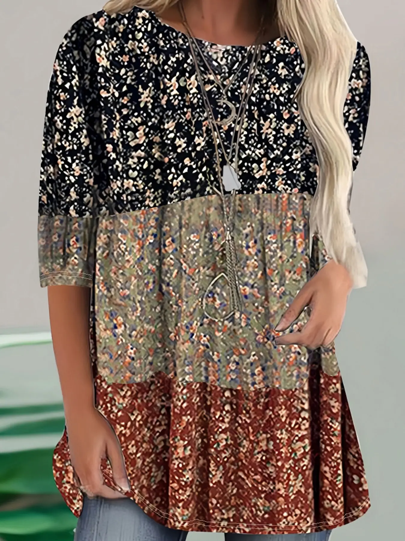 Plus Size Boho Bohemian Style Three-Quarter Sleeve Round Neck T-Shirt Top, Women's Ditsy Floral Print Colorblock Casual Stretch Top, All Seasons Wearable