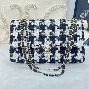 Pre-owned CHANEL Classic Double Flap Houndstooth Tweed Bag|19608337