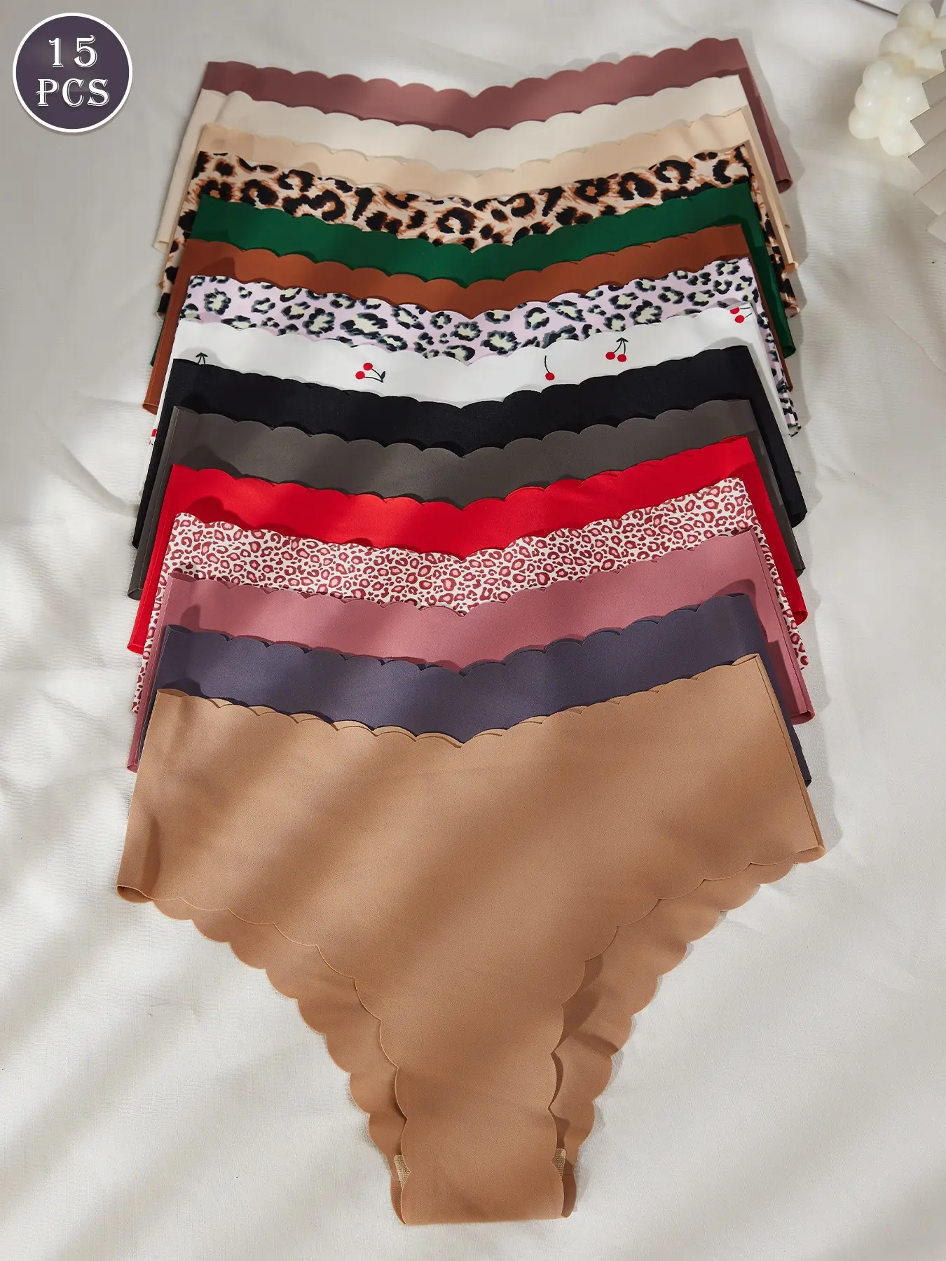 Pack of 5/6/7/10 women's seamless one-piece triangle panties, Breathable Stretch Panties, with wavy edges, featuring leopard print, cherry patterns, comfortable, skin-friendly, breathable underwear suitable for all seasons