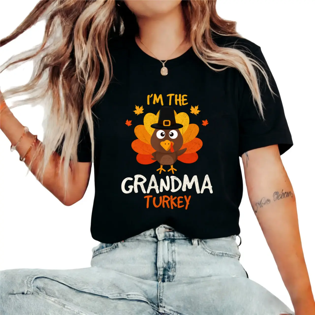 Funny Grandma Turkey T-Shirt - "I'm The Grandma Turkey" Thanksgiving Graphic Tee - Soft Cotton Crew Neck Shirt for Women Perfect Grandma Gift, Halloween & Everyday Casual Outfits - Funny Family Thanksgiving Party Apparel