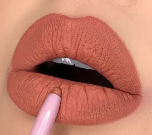 Retractable Waterproof Long Lasting Lipliner - Mazapán
