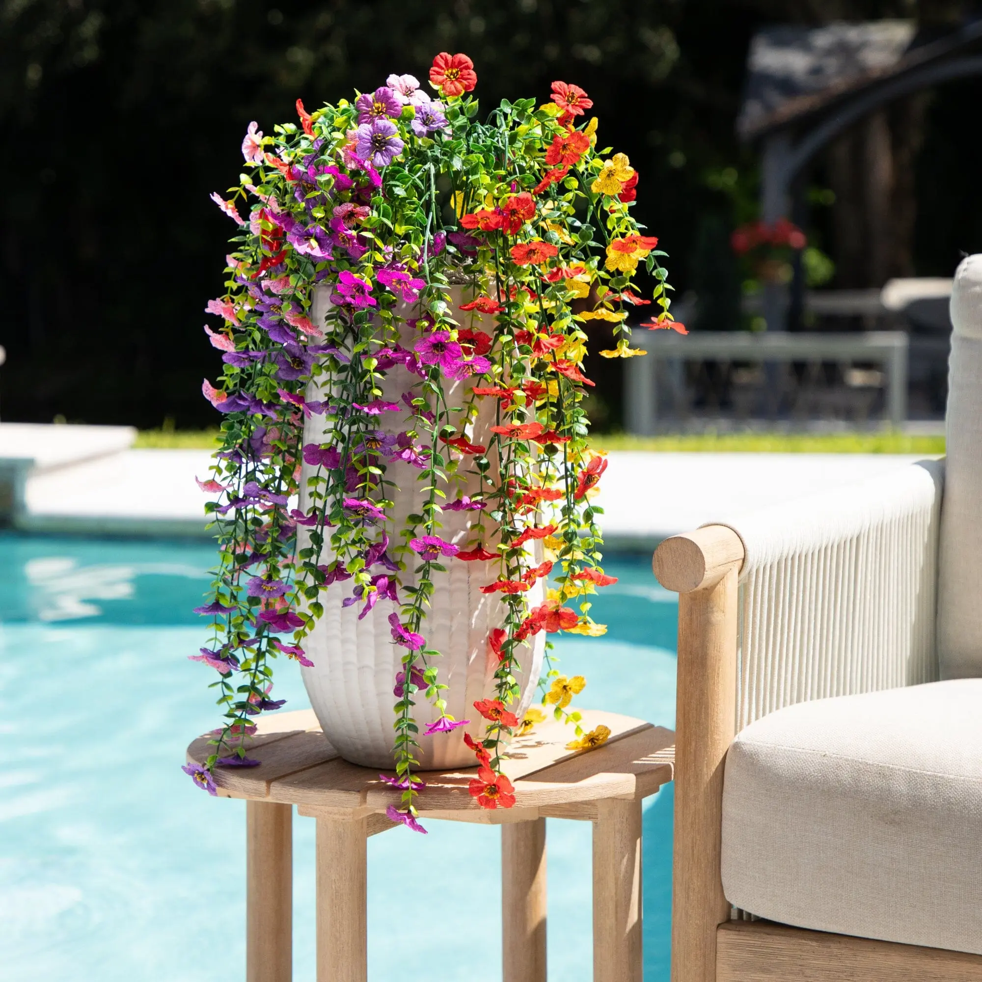 30" UV-Resistant Daisy Hanging Plants (Set of 6) - Artificial Hanging Baskets, Botanical Flower Arrangement, Bendable Wire, Indoor-Outdoor Home Decor Garden Accessories, Botanical Flower Arrangement Artificial Plants, Hanging Plant Hanger