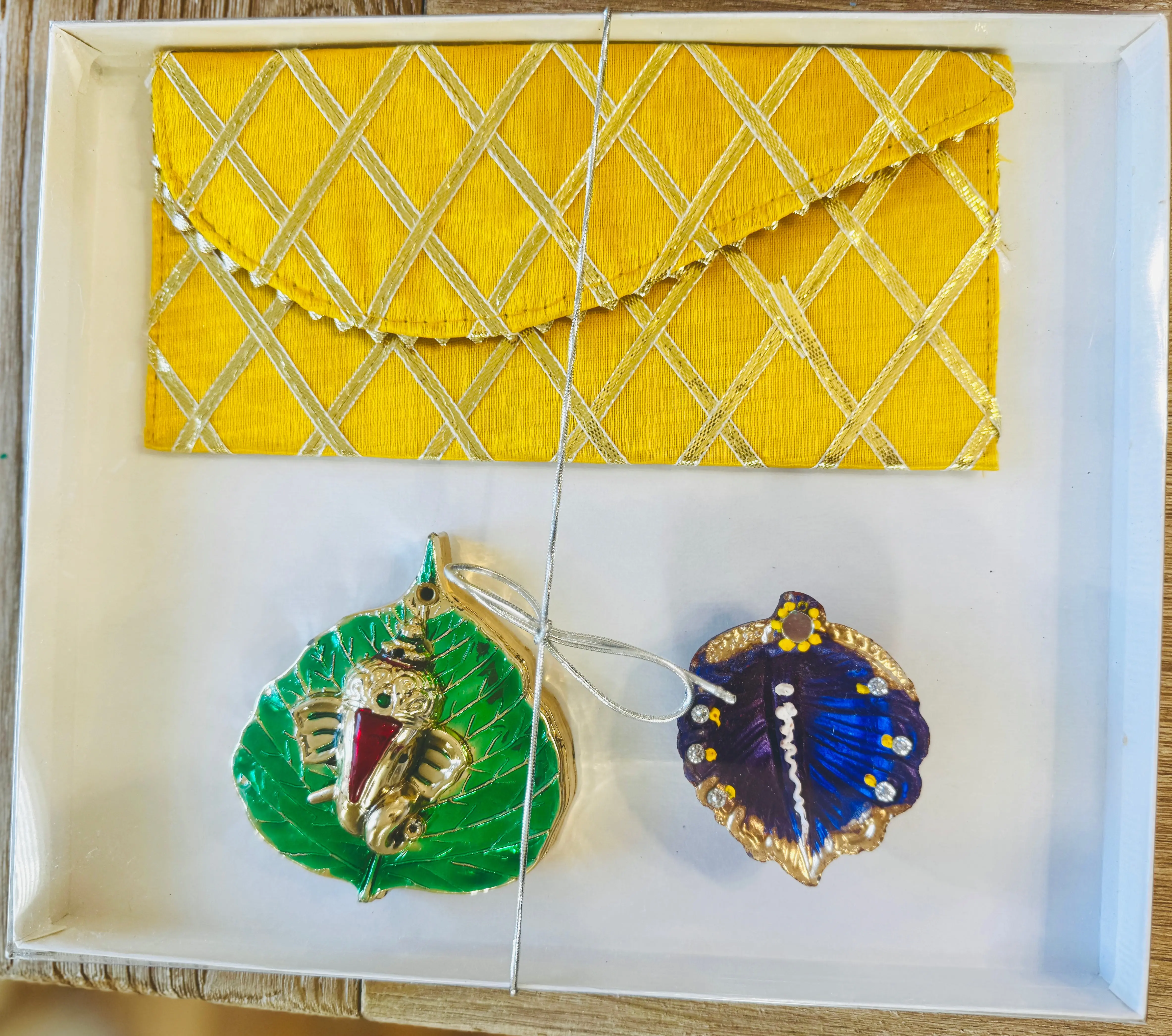 Ready-to gift Combo includes Beautiful Shagun Pouch or Lifafa, Two Handpainted Clay Diya's & Green Leaf Haldi-Kumkum Plate with Gift Box- Set of 4 for Diwali or Indian Festivals or Occasions as Return Gift