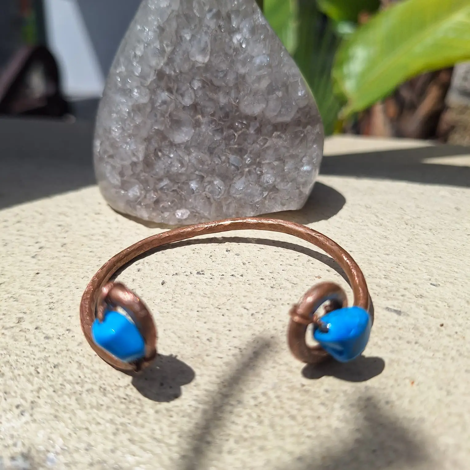 Copper Bracelet with Turquoise Stones - Pulsera de Cobre con piedras Turquesas.