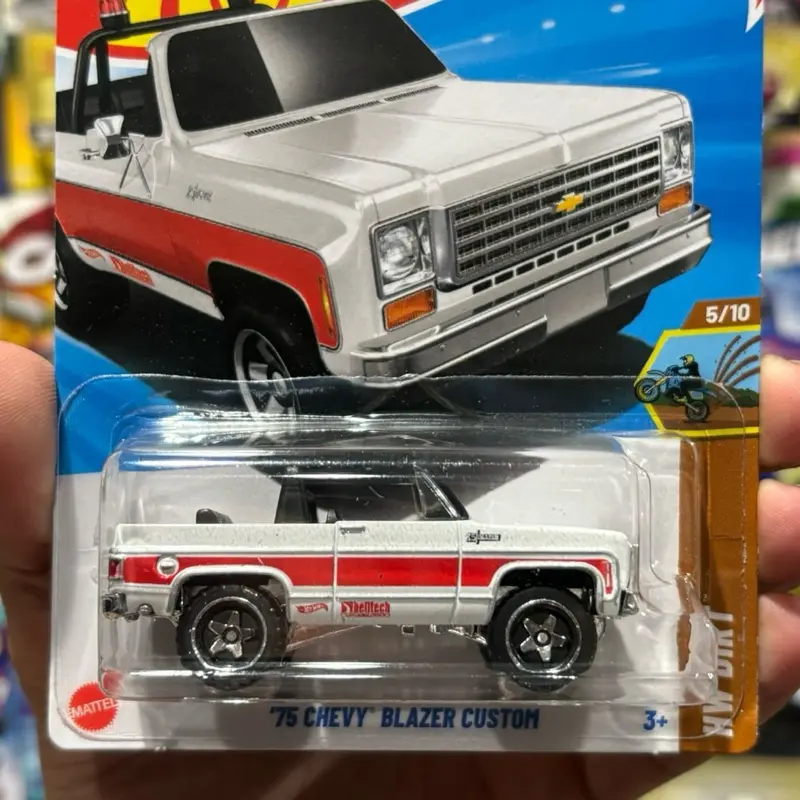 1975 white Chevy Blazer Diecast truck
