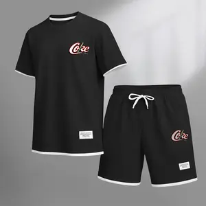 Men's Classic Logo Drawstring Shorts Set is an ideal choice for the spring and summer seasons. This casual summer ensemble features a short-sleeve shirt and a pair of shorts, making it suitable for both everyday wear and athletic activities.