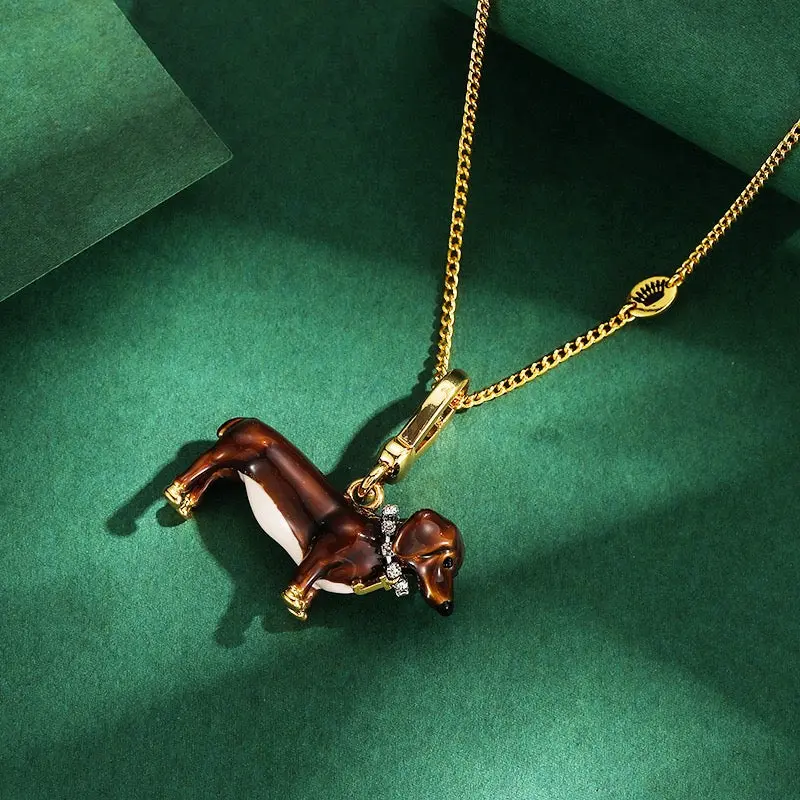 Dachshund Enamel Wiener Dog Pendant Gold Non-Natural Crystal Necklace - Unisex Collar Charm Jewelry, Birthday Gift for Dachshund Owners, Animal Enthusiasts, Gold-Tone, Hand-Painted Enamel Coating, Whimsical, Gift Idea, Crystals, Casual