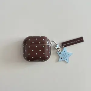 [leo] Autumn and winter niche design is simple, ancient and fashionable polka dot temperament black, suitable for Apple AirPods 4th generation wireless Bluetooth headset case