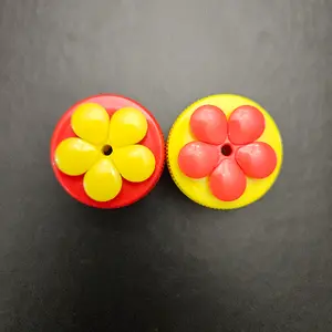 Nectar DOTS - 2 Pack - Hand Held Hummingbird Feeders - Red & Yellow DOTS